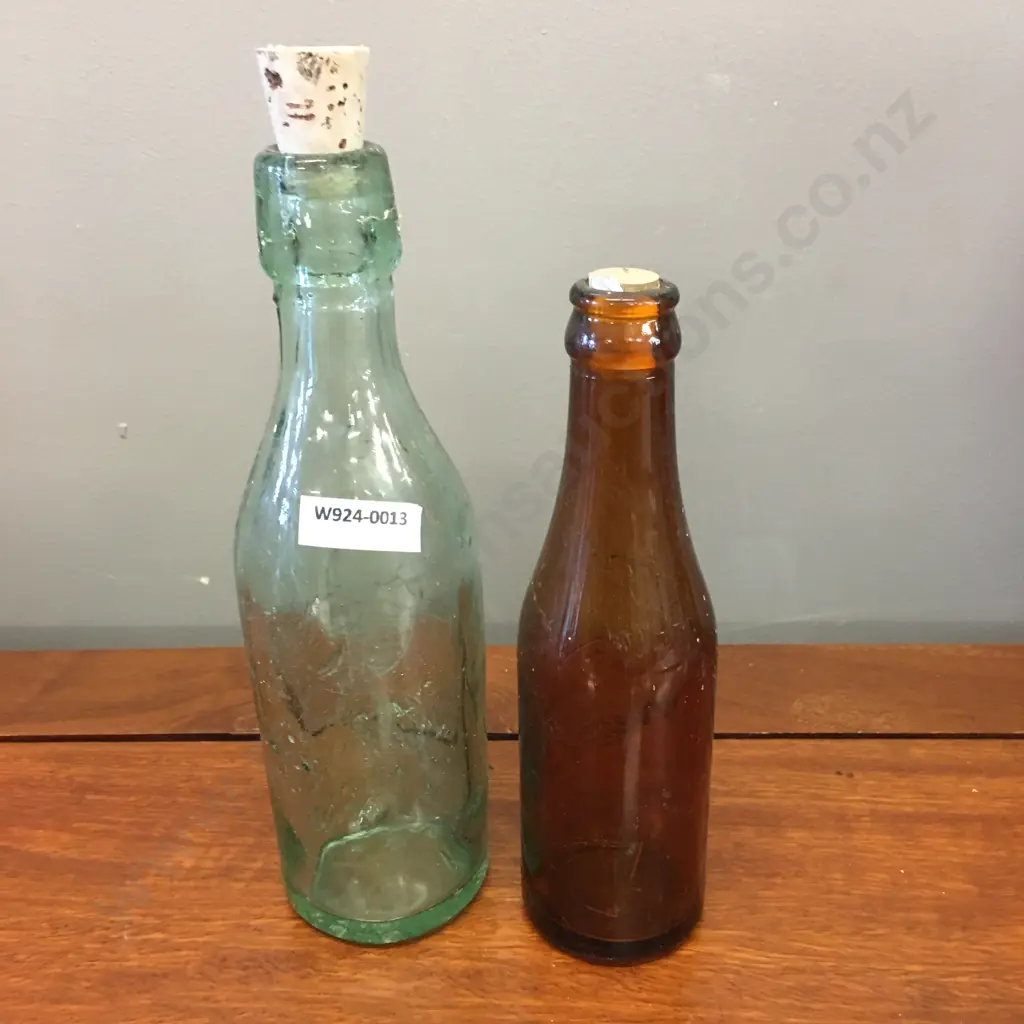Thomson Lewis & Co Crystal Springs Wellington Wanganui & Petone Glass Bottles Amber Has 1939 On Base, Aqua Has 3169 Image 1++